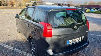Peugeot 5008 1.6Hdi 7-mistny - 2