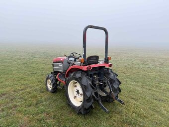 JAPONSKÝ MALOTRAKTOR YANMAR EF120D 4X4 - 2