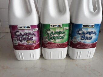 Čistič chemického WC - nový - 2