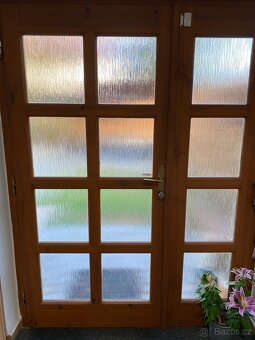 Prodám použité vstupní dveře dvoudílné. - 2