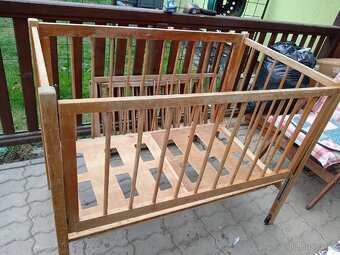 Retro dětská dřevěná postýlka - 2