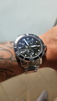 Tissot Seastar 1000 Quartz Chronograph - 2