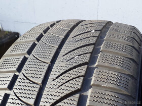 Zimní pneu Infinity 225/60/17 pěkný vzorek 7,5mm - 2