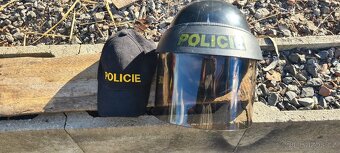 Policejní helma a čepice - policejní přilba - 2