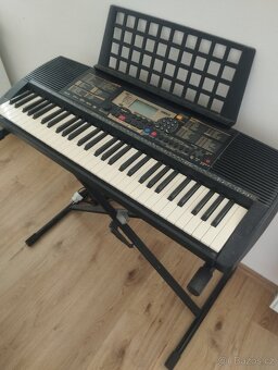 Klávesy Yamaha PSR-225 - 2