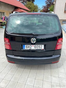 Touran 2.0 TDI 103kW motor BMM, výbava HIGHLINE - 2