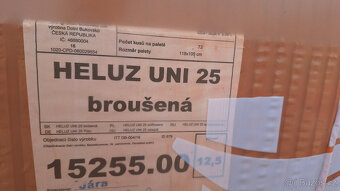 HELUZ UNI 25 broušená - 2