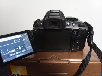 Nikon D5100 + Nikkor 50mm f/1,8G + stabilizace - 2