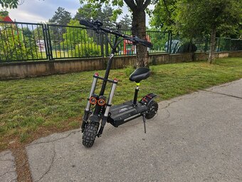 Elektrokoloběžka X DUAL 6000w za 90km/h se sedátkem - 2