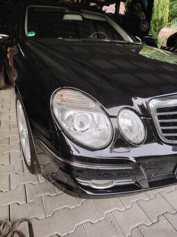 Mercedes S211 - 2