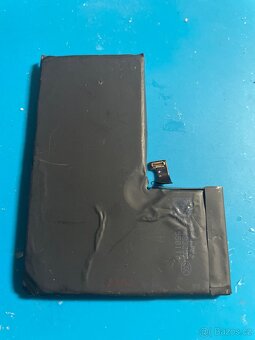 iPhone 13 pro baterie - 2
