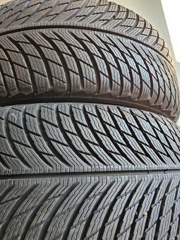 Zimní Michelin 225/45/18 - Zánovní - 2
