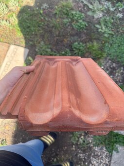 Poptávám střešní krytinu Tondach hranice14 - 2