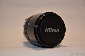 Nikon Nikkor 135mm f/2 AI-S - 2
