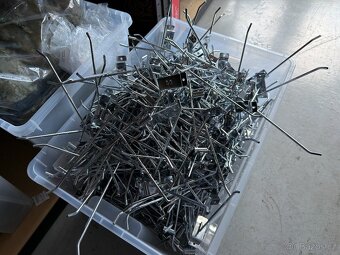 Háky do slatwall závěsného systému - 2