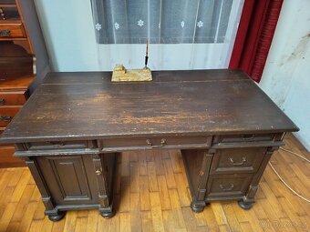Starožitný psací stůl - 2
