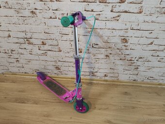 Dětská koloběžka - jako nová - 2