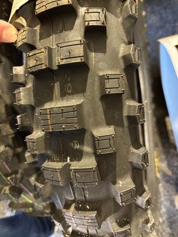 Pneu Maxxis 140/80-18 - 2