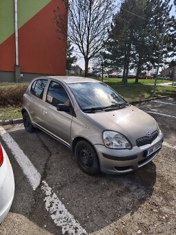 Toyota Yaris 1.0 vvti - 2