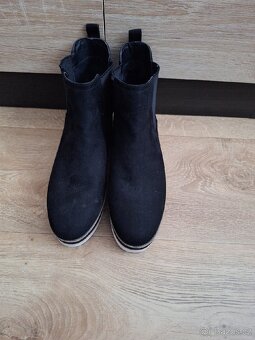 Boty damske vel.39 Baťa - 2