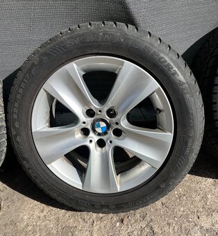 BMW 225/55/17 - 2