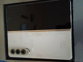 Samsung Z Fold 4 v záruce (nová baterka, nové displeje) - 2
