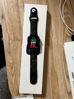 Apple Watch 8 45mm - 2