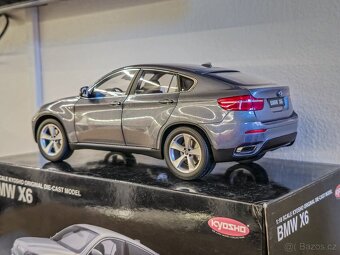 BMW X6 1:18 Kyosho - 2