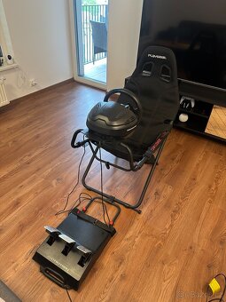 Volant Thrustmaster T300 RS a 3-pedály + PLAYSEAT ActiFit - 2