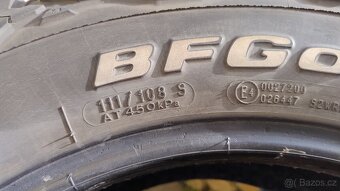 BFGoodrich All-Terrain T/A KO2 245/65R17 111/108S - 2