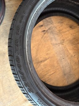 Pneu 225/40-18 - 2