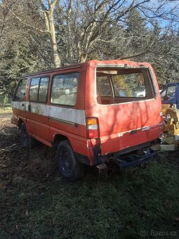 Mitsubishi L300 4x4 - 2