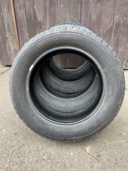 Dunlop 225/55 R17C - 2