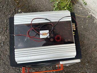 Subwoofer + zesilovac - 2