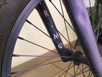 Prodám kolo bmx cena dohodou - 2