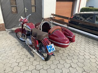 Jawa 350/354 + Velorex 560 - 2