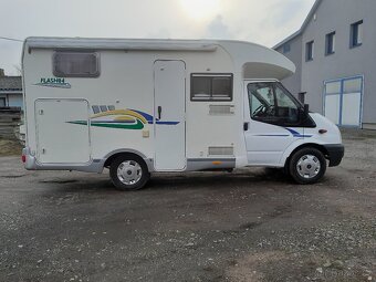 Obytné auto- CHAUSSON - 2