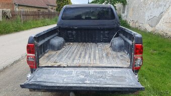 Toyta hilux - 2