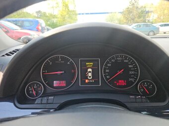 Audi A4 Avant 2.5 diesel - 2