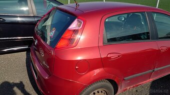 FIAT GRANDE PUNTO 1,4 57 KW AT - 2