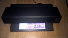 2 lampa na kontrolu pravosti bankovek (UV) - 2