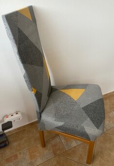 Stůl a 4 jídelní židle - 2