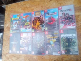 nintendo switch hry diablo walkging bus pac-man tintin dark - 2
