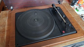 Gramorádio Tesla 1037A Moderato - 2