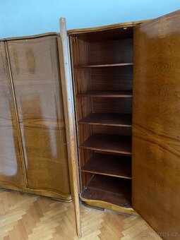 Starožitné skříně - 2