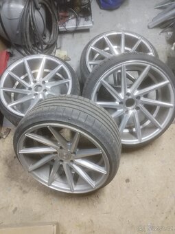Vossen 5x112 R18x9 - 2
