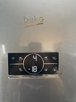 Nepoužitá lednice Beko B5RCNA406LXBW - 2