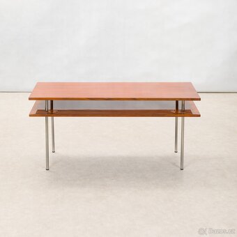 KONFERENČNÍ STOLEK - 2