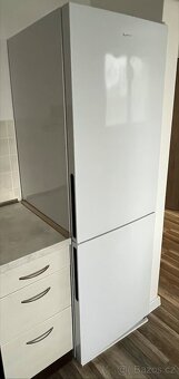 Lednička se spodním mrazákem - Candy - 2