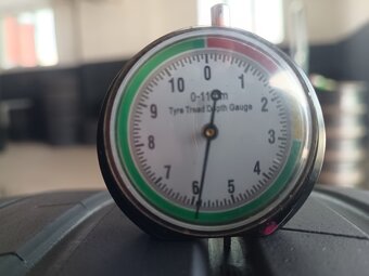 235/35 R19 KUMHO (3816) - 2